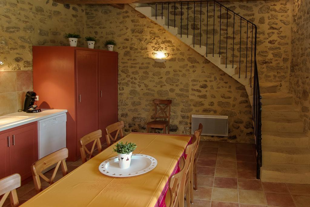 La Moutiere Hotel Colonzelle Quarto foto
